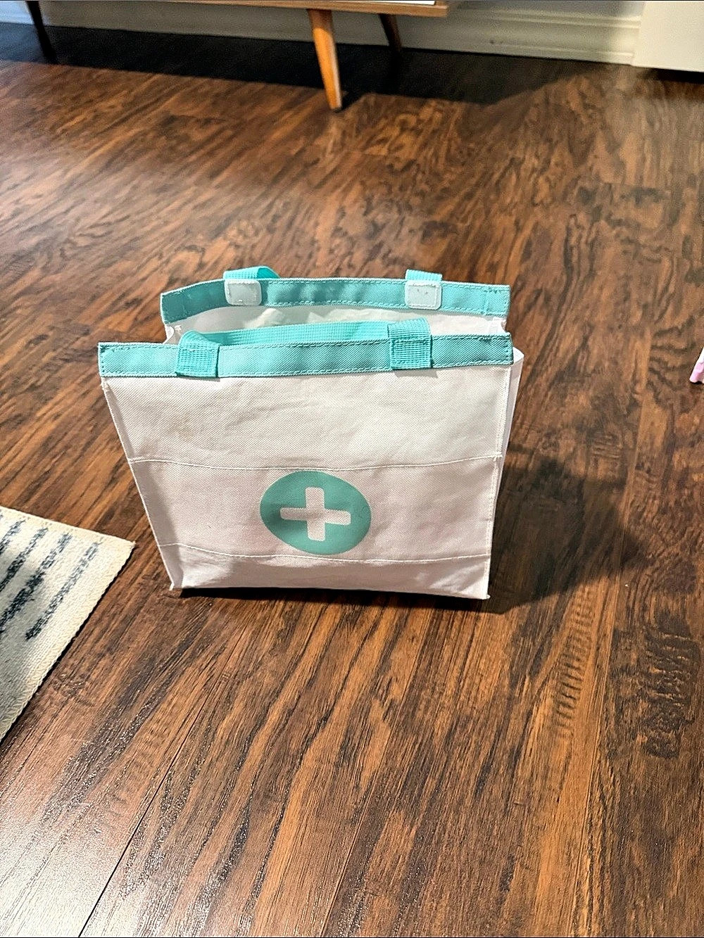 Melissa & Doug Get Well Doctor's Kit Play Set Tote